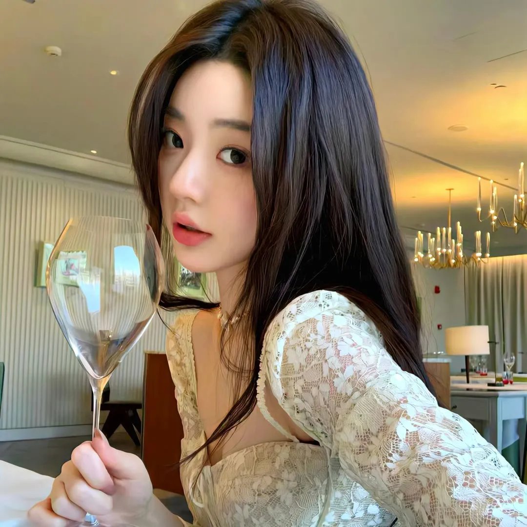 坏了，给她买到真仿生机器人了